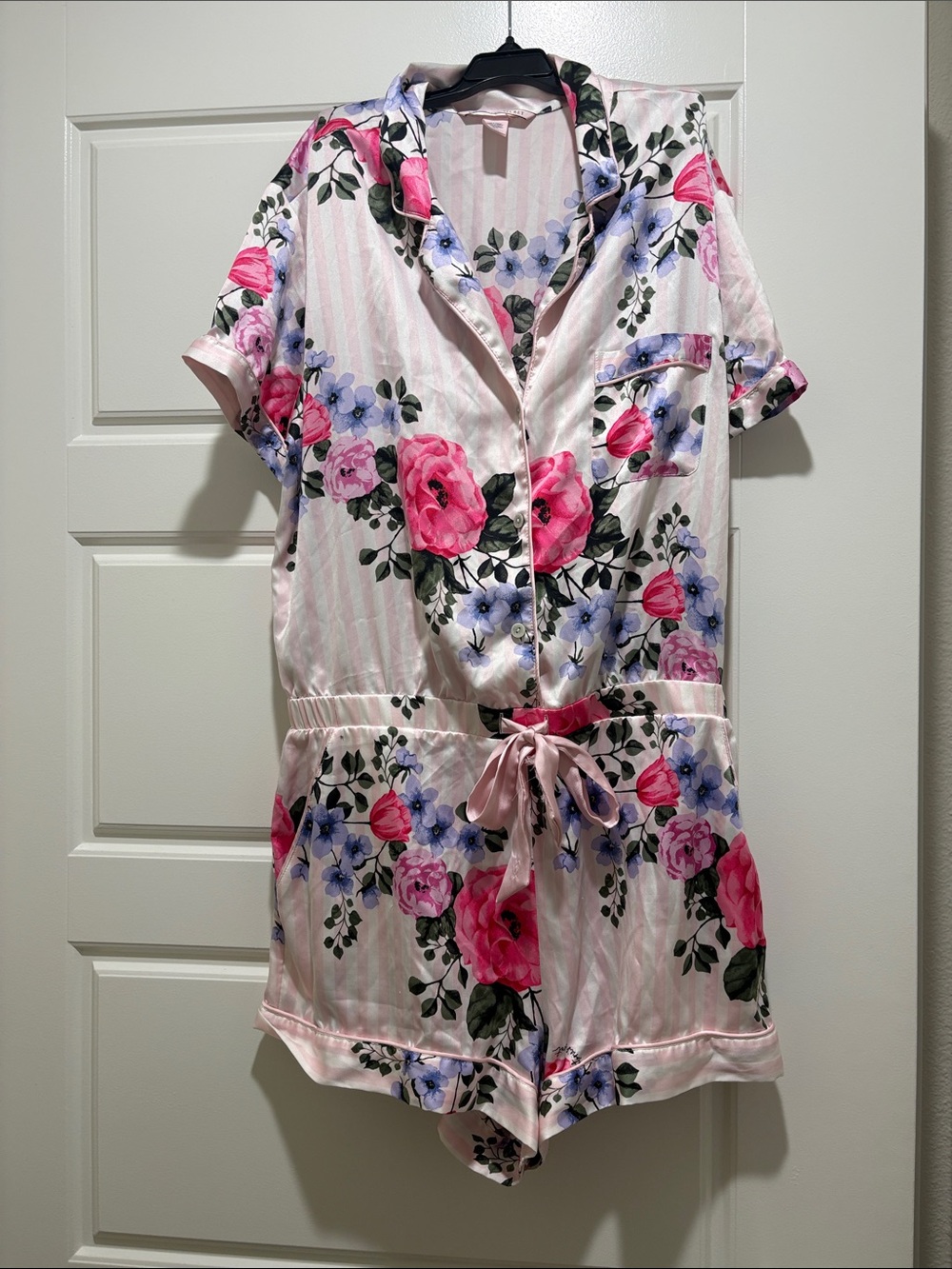 Victoria’s Secret Lingerie Sleep Romper